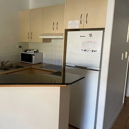 Image 2 - Alexandra Headland QLD 4572, Australia - Apartment for rent