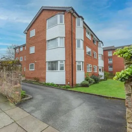 Rent this 2 bed room on 4 Townfield Lane in Prenton, CH43 2NN