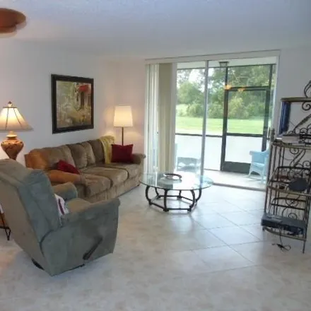 Image 5 - Quality Inn & Suites Golf Resort, 30th Avenue Southwest, Collier County, FL 34116, USA - Condo for sale