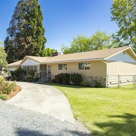 Buy this 3 bed house on 1101 East Park Street in Fruitdale, Grants Pass