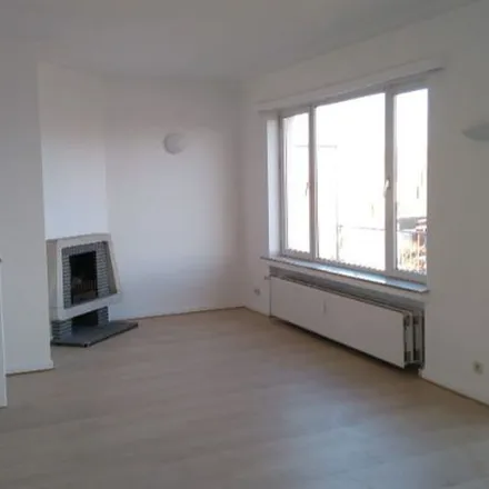Rent this 2 bed apartment on Avenue Coghen - Coghenlaan 65 in 1180 Uccle - Ukkel, Belgium