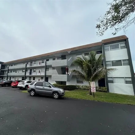Buy this 2 bed condo on Sands Point Boulevard in Tamarac, FL 33321