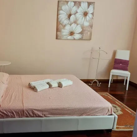 Rent this 3 bed house on 60022 Castelfidardo AN