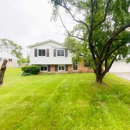 Image 1 - 4720 Whitlow Boulevard, Commerce, Commerce Township, MI 48382, USA - House for sale