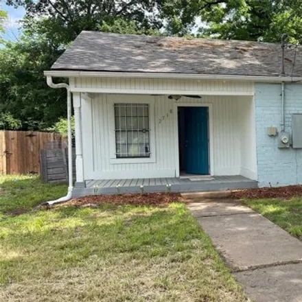 Buy this 3 bed house on 2718 Exline Street in Dallas, TX 75215