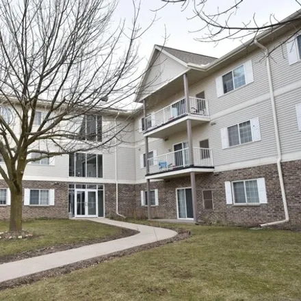 Buy this 2 bed condo on West Commerce Boulevard in Slinger, Washington County