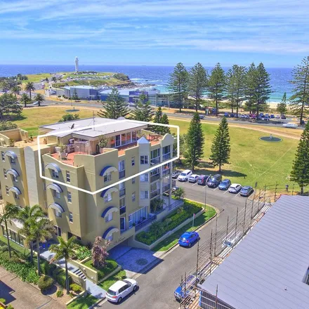 Rent this 3 bed apartment on Hinton Street in Wollongong NSW 2500, Australia