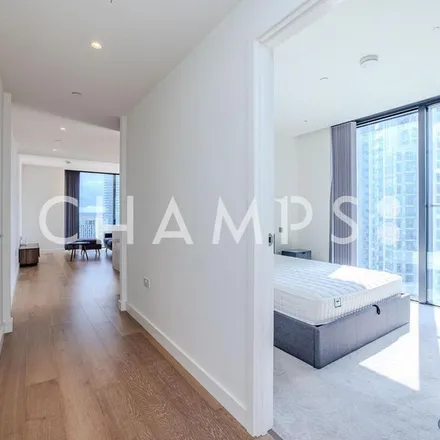 Rent this 1 bed apartment on Sierra Quebec Bravo in 189 Marsh Wall, Canary Wharf