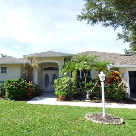 Rent this 3 bed house on 4018 Green Tree Avenue in Bee Ridge, Sarasota County