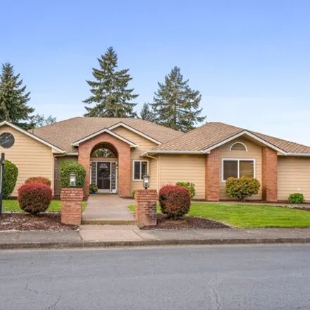 Buy this 3 bed house on 6156 Hogan Drive North in Keizer, OR 97303