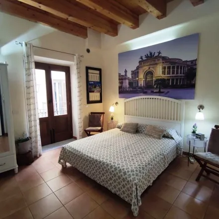 Rent this 2 bed apartment on Vicolo Guascone in 90140 Palermo PA, Italy