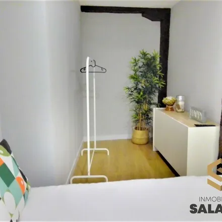 Rent this 2 bed apartment on Bruno Mauricio Zabala kalea / Calle Bruno Mauricio Zabala in 18, 48003 Bilbao