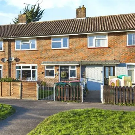 Buy this 3 bed townhouse on Kirdford Close in Ifield, RH11 0DN