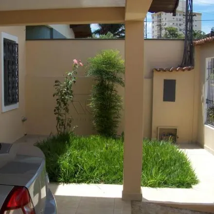 Buy this 3 bed house on Rua Eça de Queiroz in Vila Monteiro, Piracicaba - SP