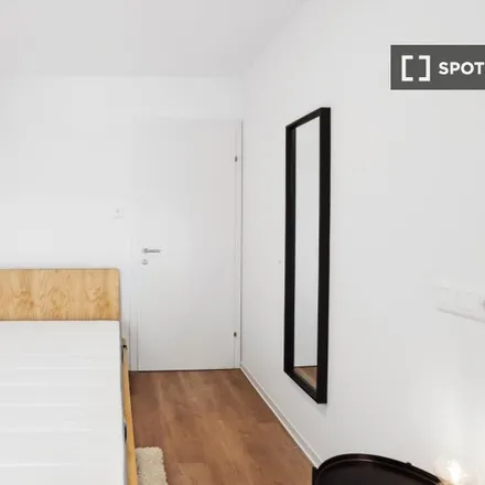Rent this 3 bed room on Stahl Eberhardt in Waagner-Biro-Straße 117, 8020 Graz