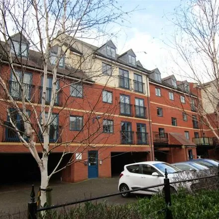 Rent this 1 bed apartment on The Butts in Worcester, WR1 3PB