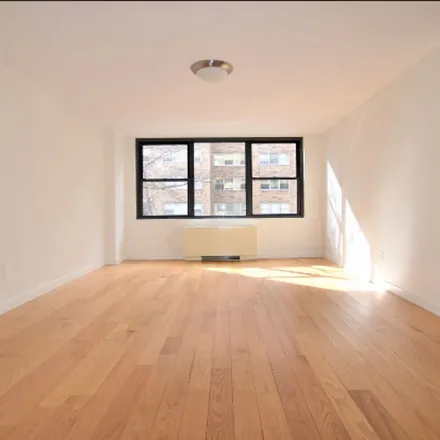 Rent this 1 bed apartment on 333 E 49th St