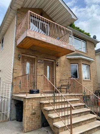Rent this 3 bed house on 223-04 147th Avenue in New York, NY 11413