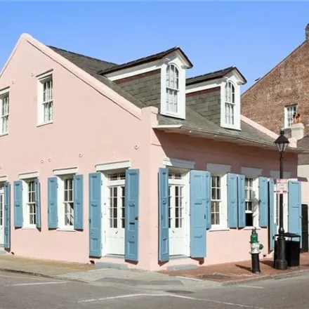 Image 1 - 917 Toulouse Street, New Orleans, LA 70130, USA - House for rent