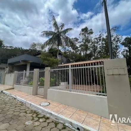 Buy this 2 bed house on Parque Natural da Atalaia in Rua Arlindo João dos Santos, Cabeçudas