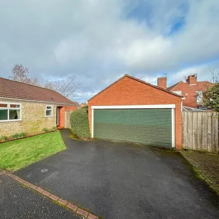 Buy this 3 bed house on Kenton Park Shopping Centre in The Croft, Newcastle upon Tyne