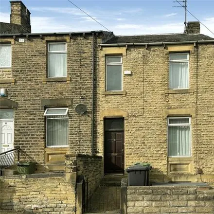 Rent this 4 bed townhouse on Palm Street in Huddersfield, HD4 6BY