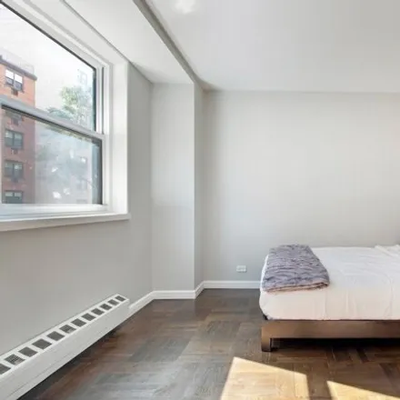 Image 3 - 63 East 9th Street, New York, NY 10003, USA - Condo for sale