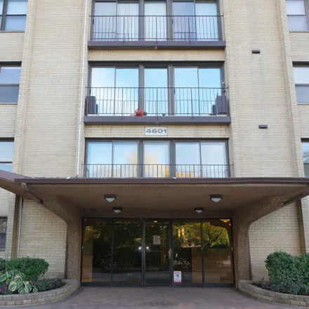 Image 2 - Lincolnwood Suites Condominium, 4601 West Touhy Avenue, Lincolnwood, Niles Township, IL 60712, USA - House for sale