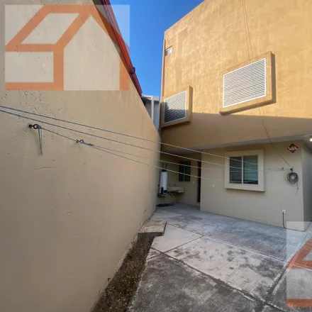Buy this studio house on Calle Matamoros in 89160 Tampico, TAM