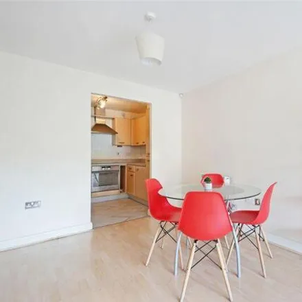 Image 6 - Honey & Fig, 9 Westfield Terrace, Devonshire, Sheffield, S1 4GH, United Kingdom - Room for rent
