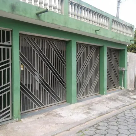 Buy this studio house on Rua Maria das Dores Delfim in Centro, Embu-Guaçu - SP