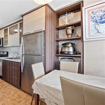 Image 7 - 2483 West 16th Street, New York, NY 11214, USA - Condo for sale