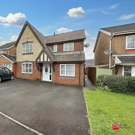 Buy this 4 bed house on Hunters Ridge in Aberdulais, SA11 3FE