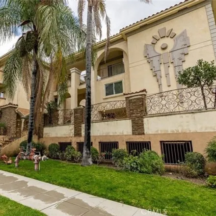 Buy this 3 bed townhouse on 540 Alley n/o Tujunga Avenue in Burbank, CA 91503