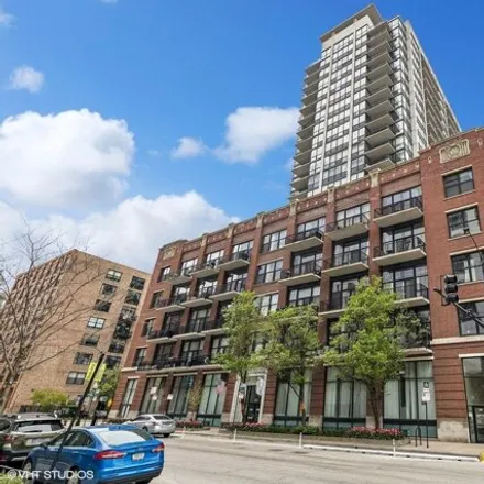 Rent this 1 bed house on The Edge Lofts and Tower in 210 South Desplaines Street, Chicago