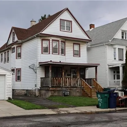 Image 3 - 14 Mount Vernon Avenue, Buffalo, NY 14210, USA - House for sale