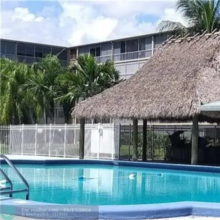 Rent this 1 bed condo on 4754 Washington Street in Hollywood, FL 33021