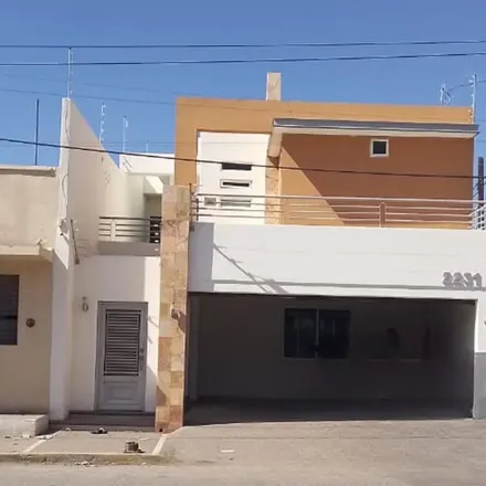 Rent this 3 bed house on Avenida Álvaro Obregón in Tierra Blanca, 80030 Culiacán