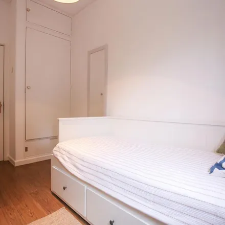 Rent this 4 bed apartment on Respiradouro in Rua Pinheiro Borges, 2610-025 Amadora