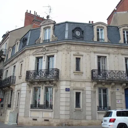 Image 7 - 48 Rue des Godrans, 21000 Dijon, France - Apartment for rent