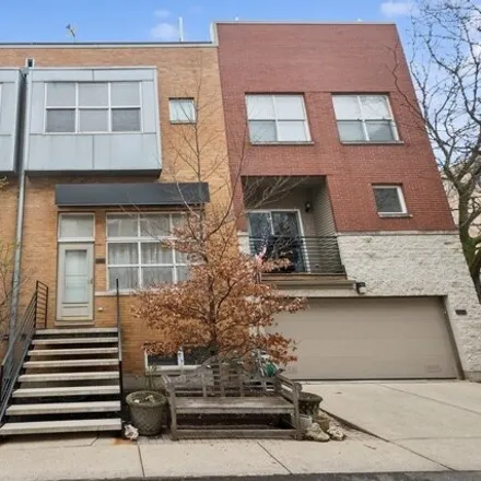Buy this 3 bed house on 1811 North Rockwell Street in Chicago, IL 60647