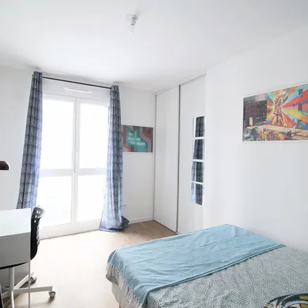 Rent this 1 bed apartment on Résidence Amadeus - Bâtiment C in 27 Rue Mozart, 92110 Clichy