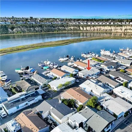 Buy this studio apartment on 11 Saratoga in Newport Beach, CA 92660