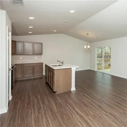 Image 3 - Grover Woods Lane, Des Moines, IA 50032, USA - Condo for sale