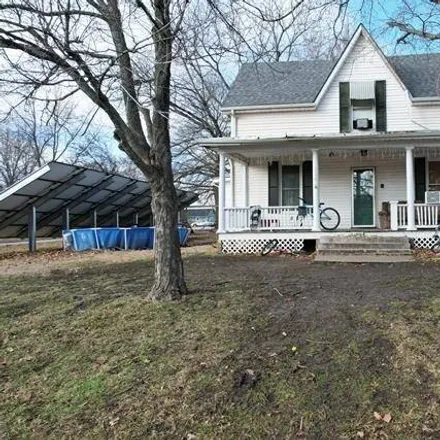 Image 1 - 722 West 3rd Street, Holden, MO 64040, USA - House for sale