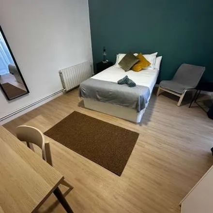 Image 7 - La Parrilla de Galicia, Plaza de Tirso de Molina, 7, 28012 Madrid, Spain - Apartment for rent
