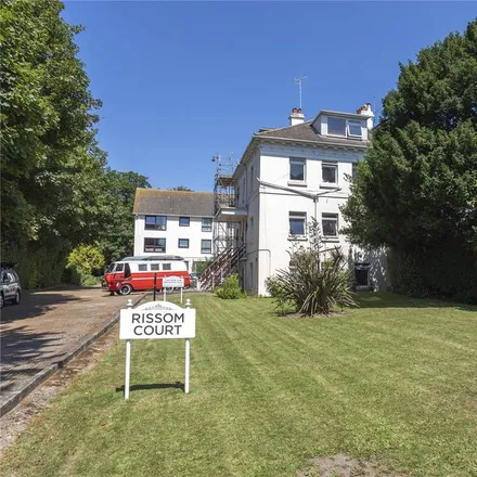 Rent this 3 bed apartment on Harrington Road in Brighton, BN1 6RF