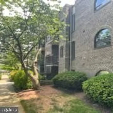 Buy this 2 bed condo on 140 Georgetown Road in Georgetown East, Annapolis