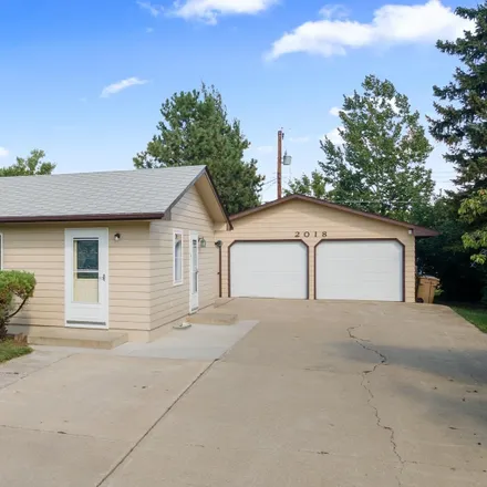 Buy this 3 bed house on 1936 6th Street Northwest in Minot, ND 58703