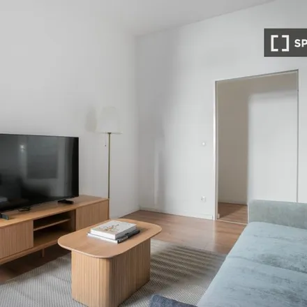Rent this studio apartment on Heinrich-Roller-Grundschule in Heinrich-Roller-Straße 18, 10405 Berlin